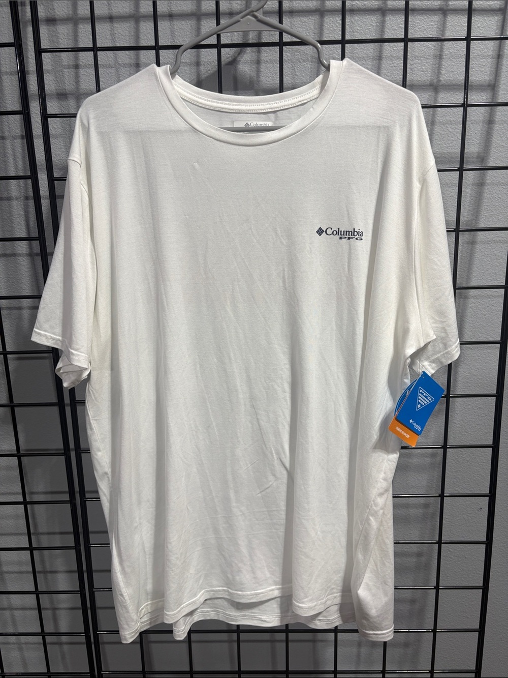 Columbia White Short-Sleeve Performance Tee